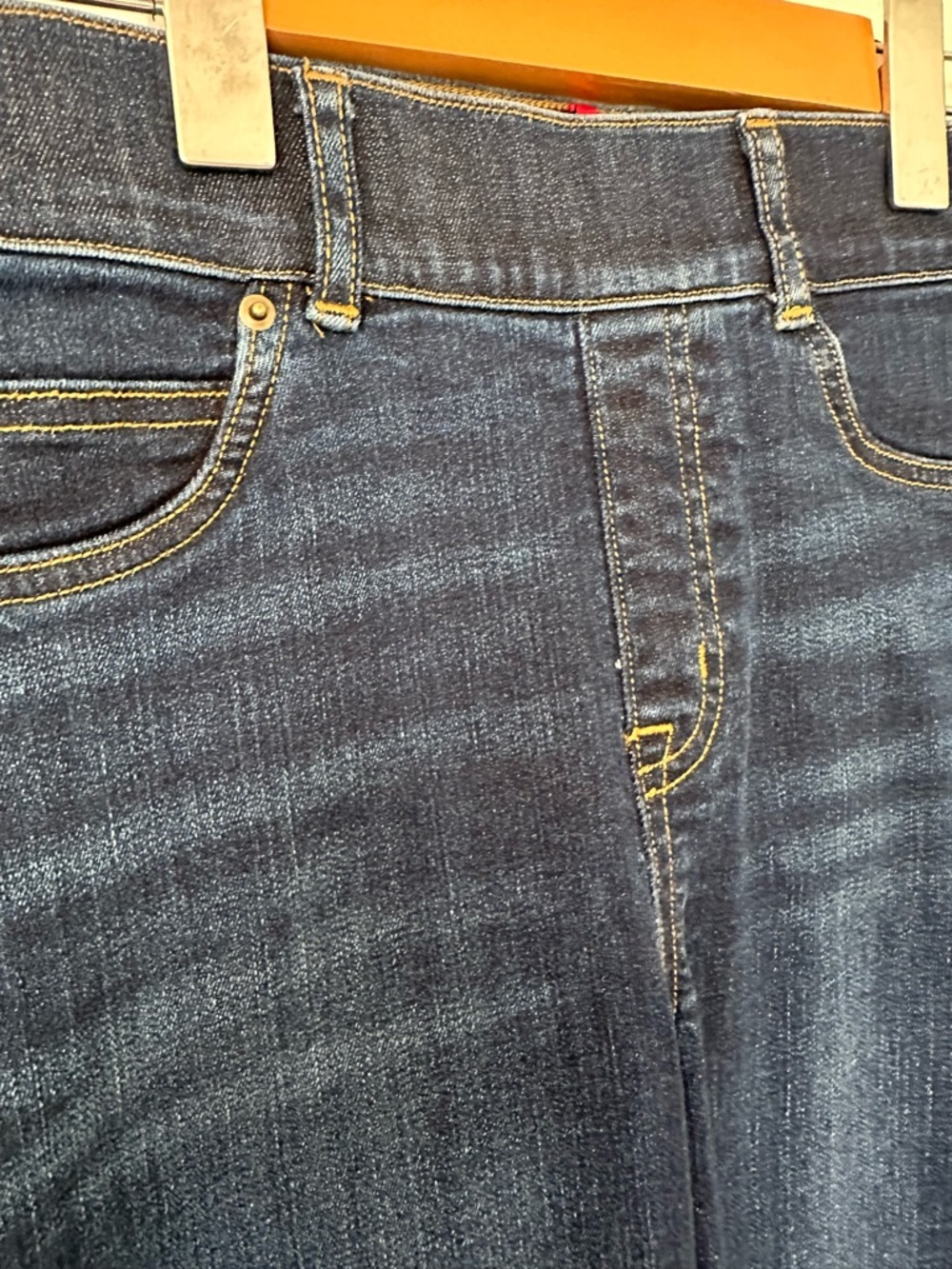 SPANX Shaping Dark Wash Skinny Pull On Stretch Denim Jeans Size Small Classic - Picture 4 of 8